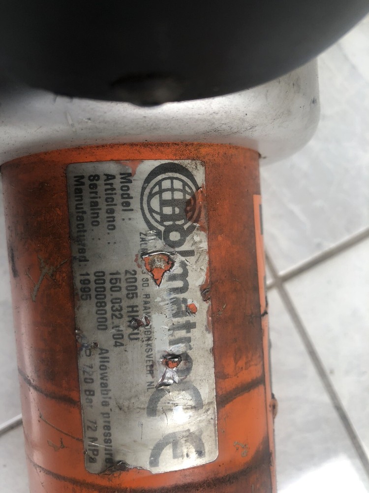 Holmatro Model 2004 Hydraulic Ram Rescue Tools