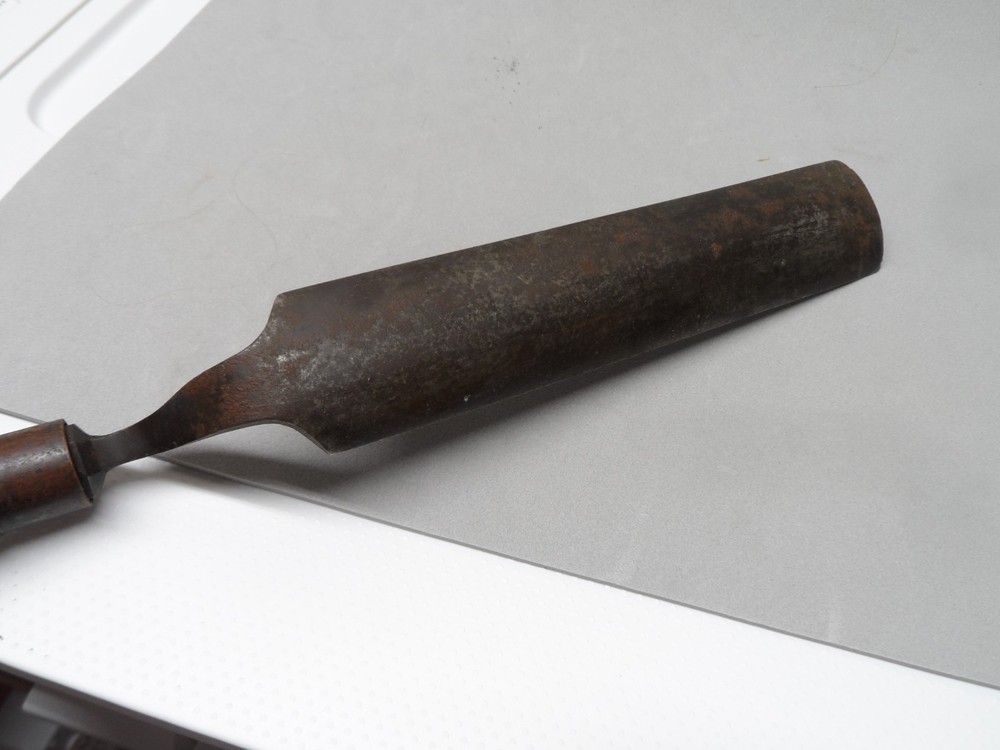Charles Buck wood chisel 14 in long