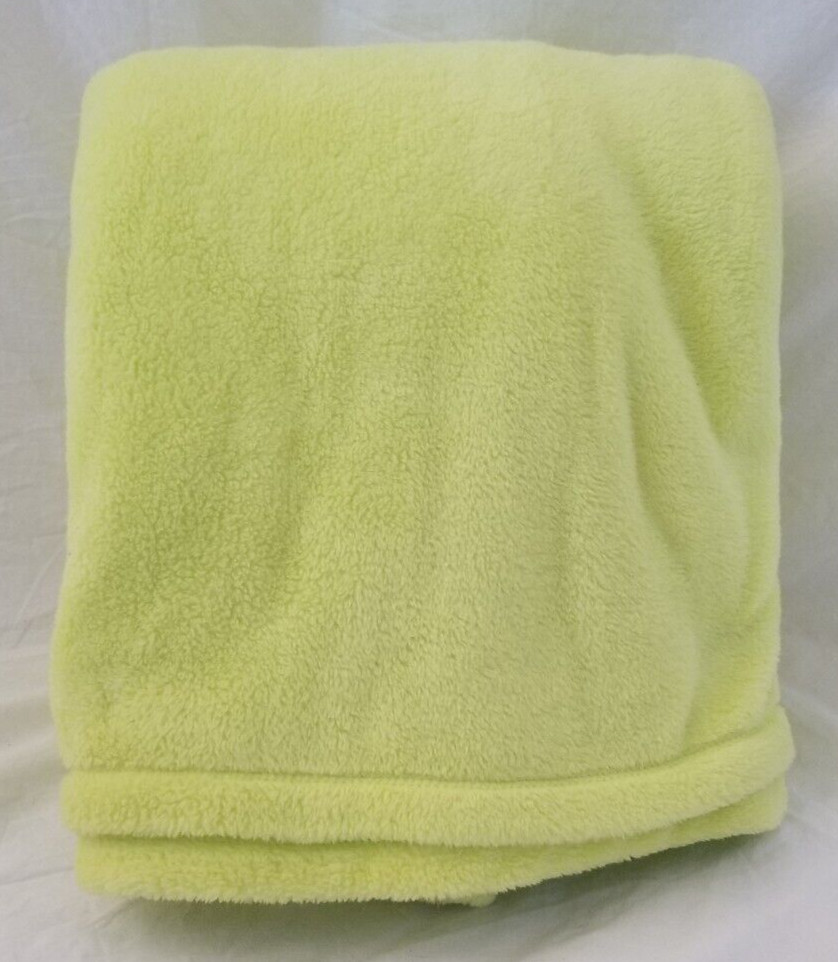 Circo Plush Yellow Twin Blanket NIP