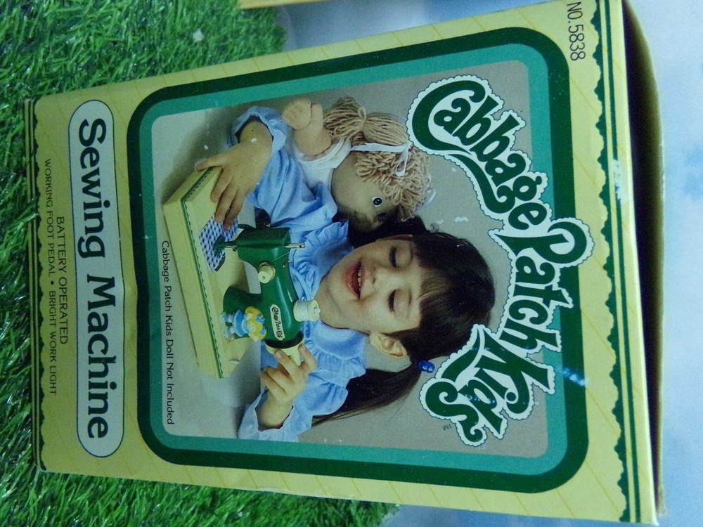 vintage cabbage patch kids SEWING MACHINE #2