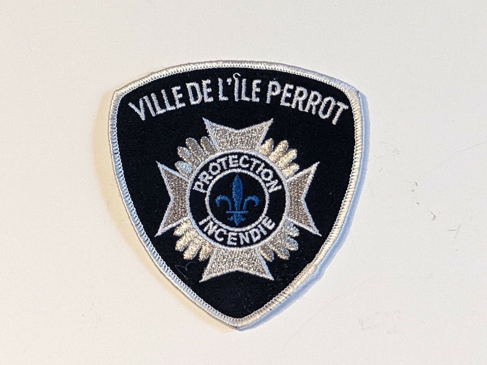 Ville De l'Île Perrot Fire Dept Patch. Quebec Fire service.