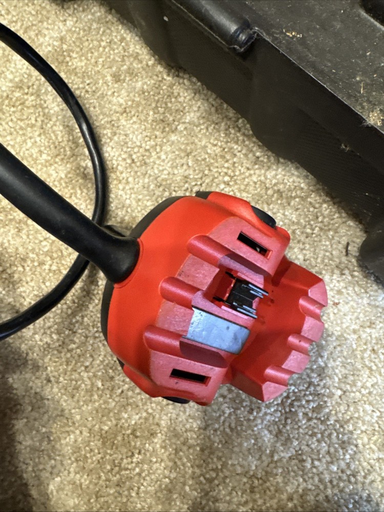 Skil 12 Volt Air Gun And Flashlight