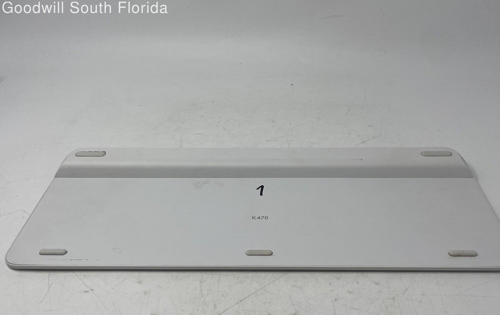 Logitech White Standard Wireless Keyboard With Mouse Not Tested