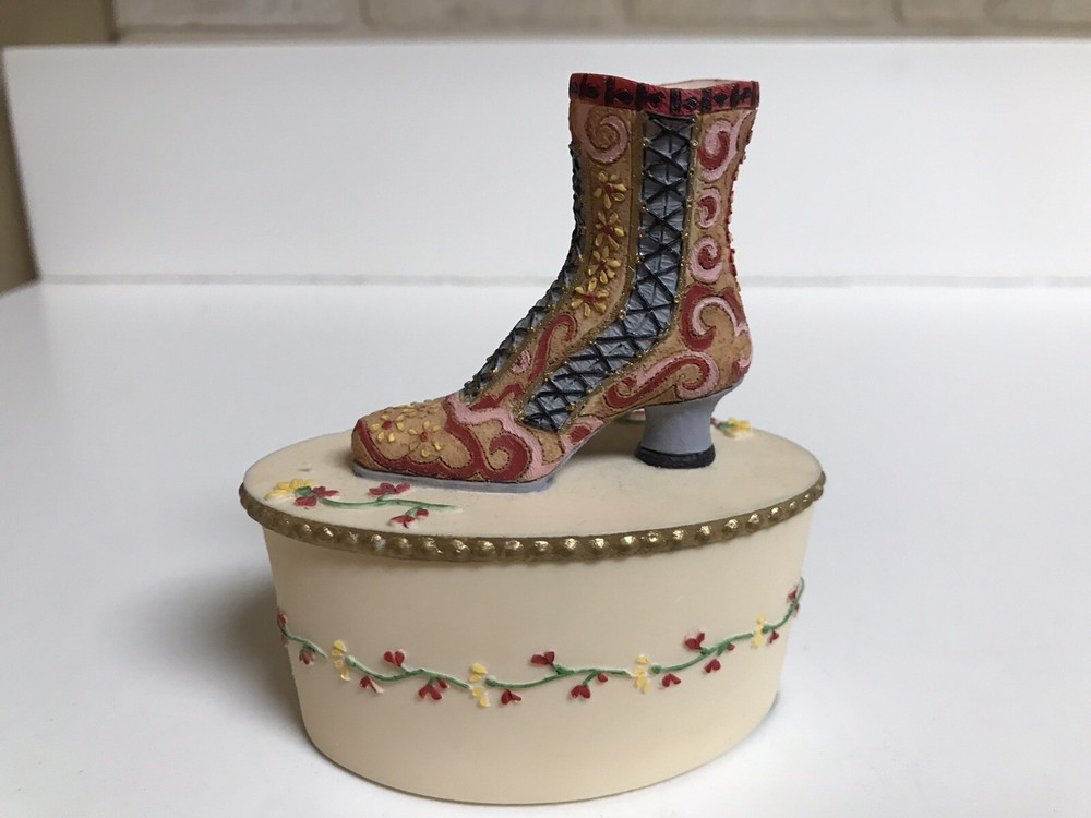 Willow Hall Ingrid Trinket Box