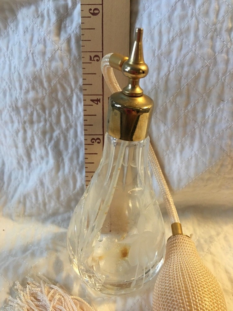 Clear Cut Glass Etched FLOWER Atomizer PERFUME Bottle