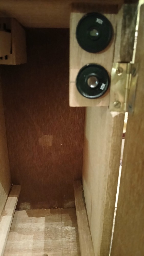 VINTAGE PERFECT MICROSCOPE MODEL 805 WITH ACCESSORIES