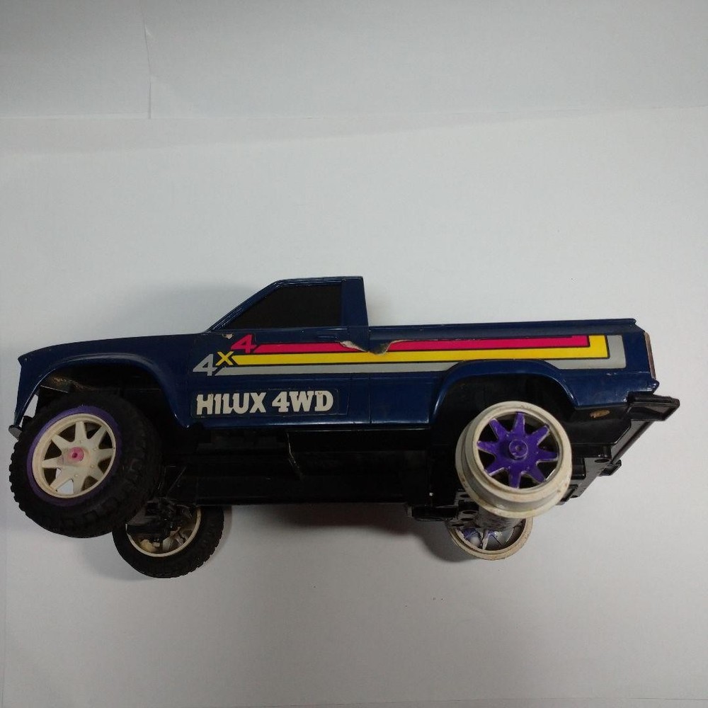 Hilux Surf radio control intage