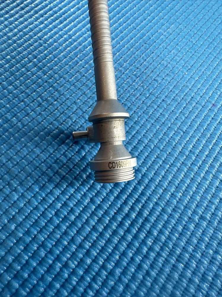 ConMed CD1609FH Core Entree II 5x100mm Cannula / Sheath