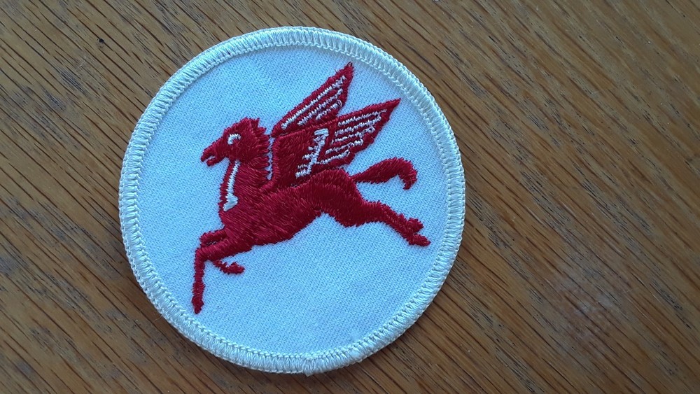 Mobil Pegasus 2 3/4" Round Patch