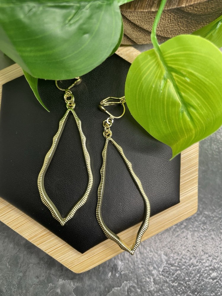 2.5” Earring Set Clip-On  Gold-tone Boho Dangle Drop New Free Ship B4833