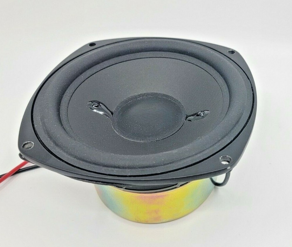 DEFINITIVE TECHNOLOGY Midrange Part # 1489A100-1 Pulled from Center CLR2500