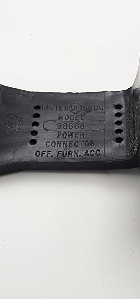 Steelcase 98668 Panel to Panel Connector