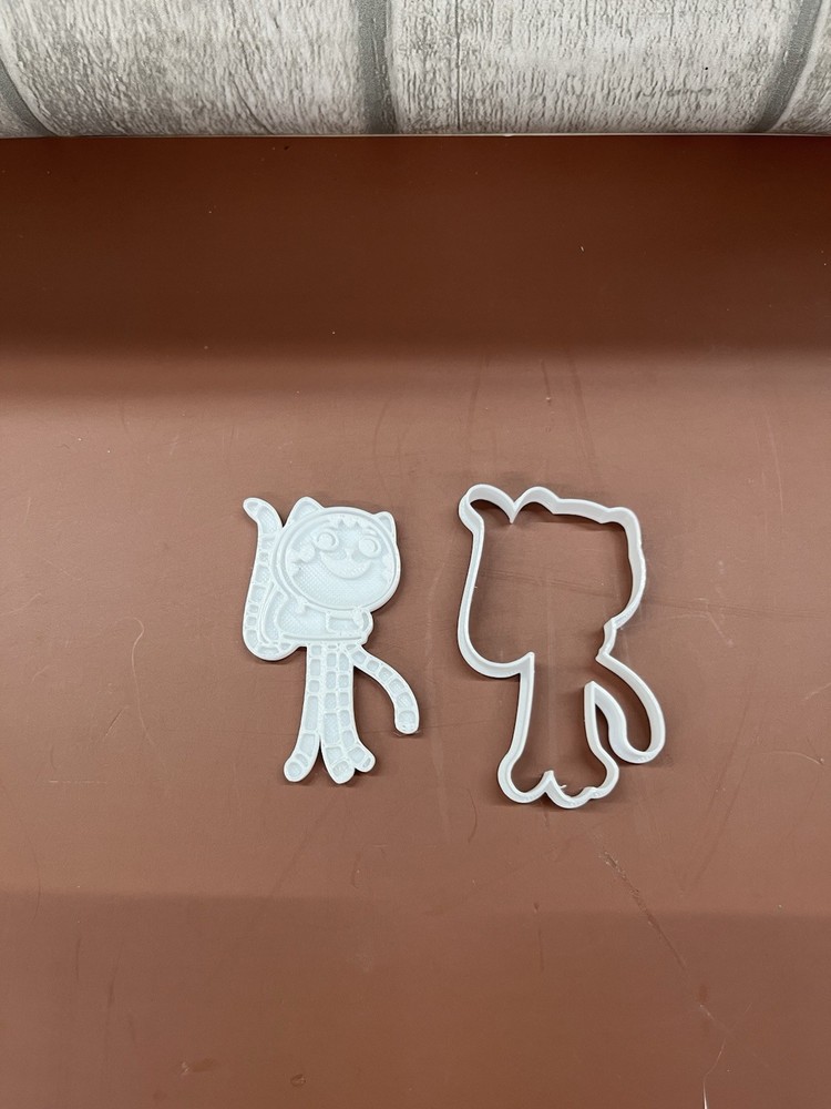 Gabby's Dollhouse Cookie Cutters + insert -7 piece