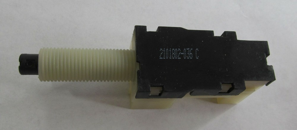 NEW DURALAST DR452 BRAKE LIGHT SWITCH SLS-174