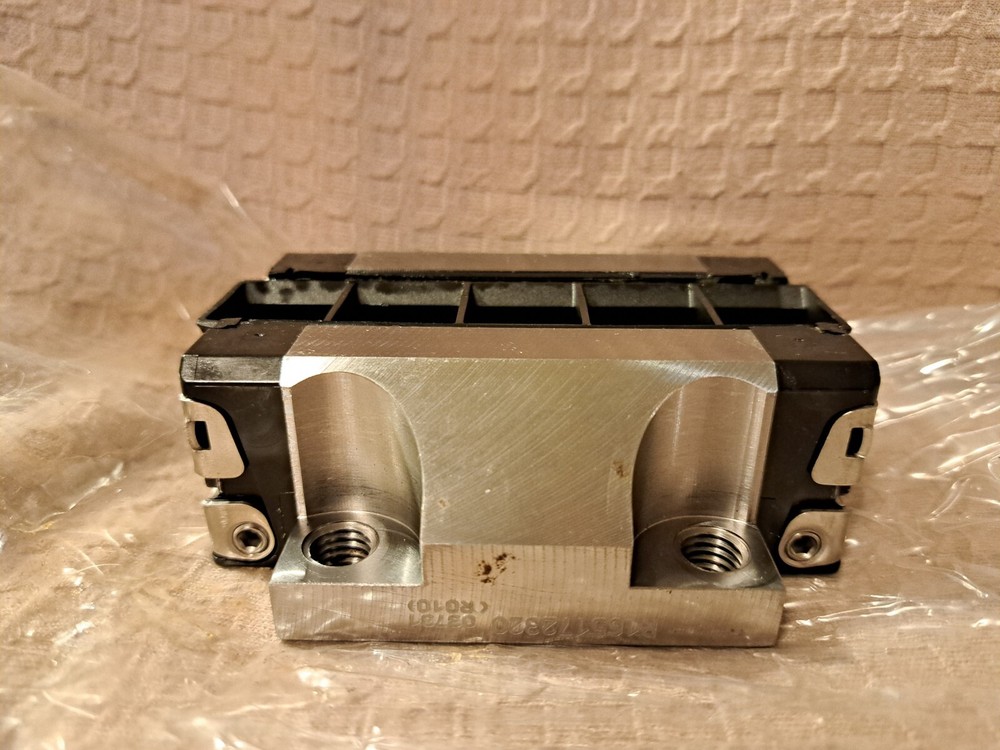 Bosch Rexroth R165172320 Runner Block New Without Box