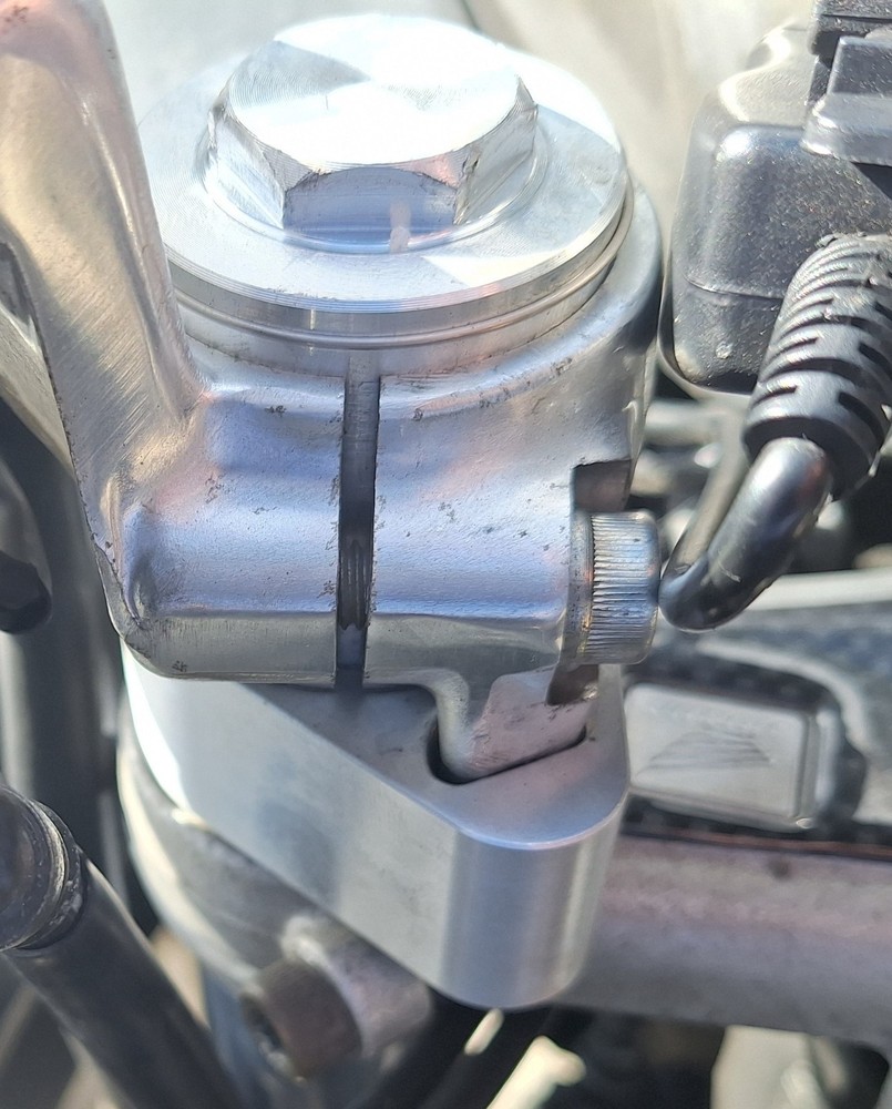 VFR 800 VTEC 28mm Bar Risers