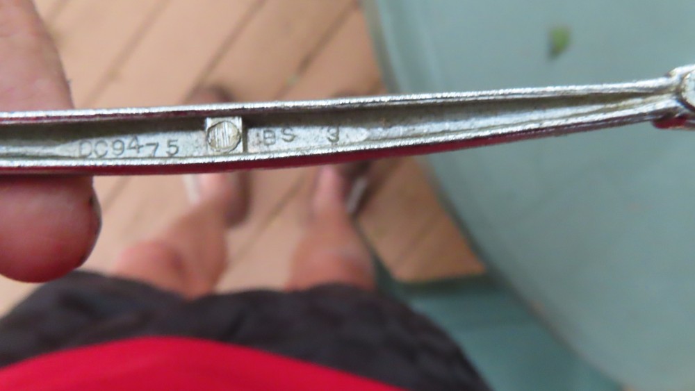 Vintage chrome Drawer Pull Set Of 13 pieces 3 pair of pulls w/ 7 knobs w/ hware