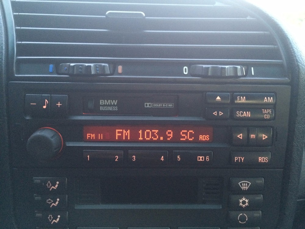 BMW C43 BUSINESS RADIO STEREO E30 E31 E32 E34 E36 318 325 540 840 M3 Z3 CODE