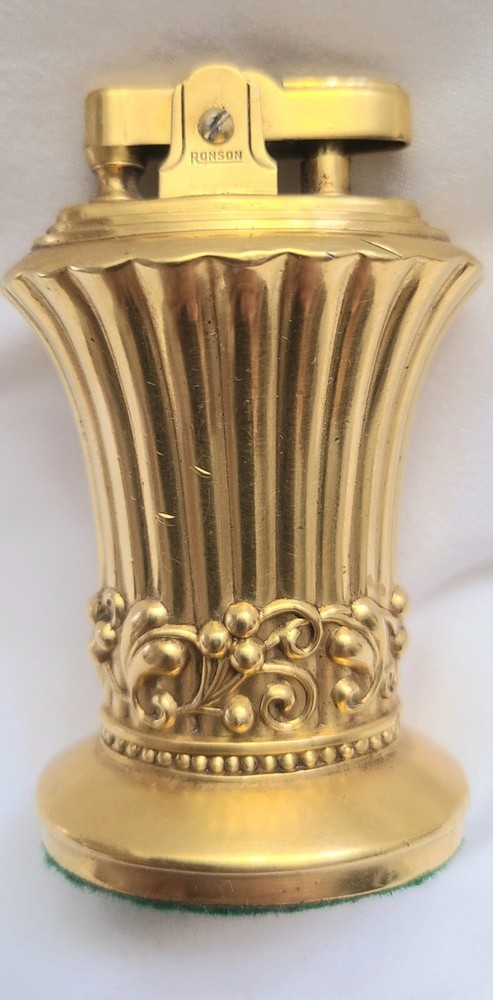 Vintage Gold Plate Ronson "NEPORT " Table Lighter Working Condition