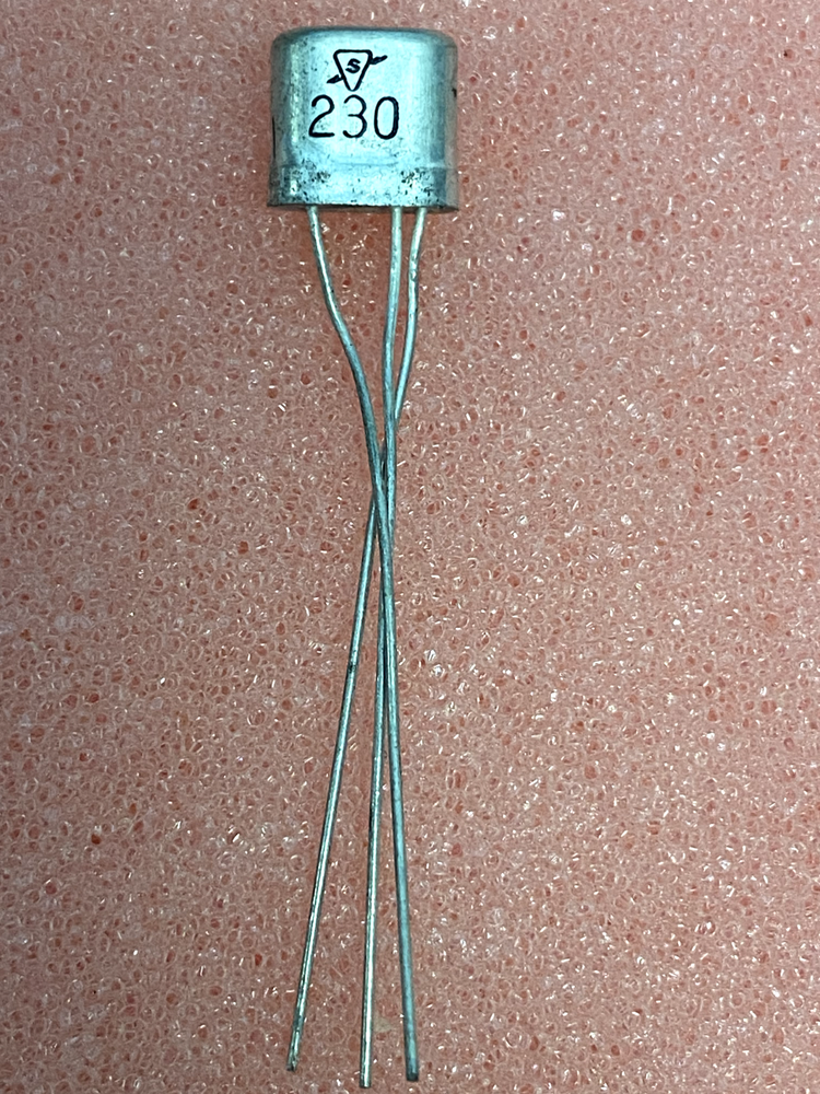 "S" 2N228 IC, NPN Germanium Transistor