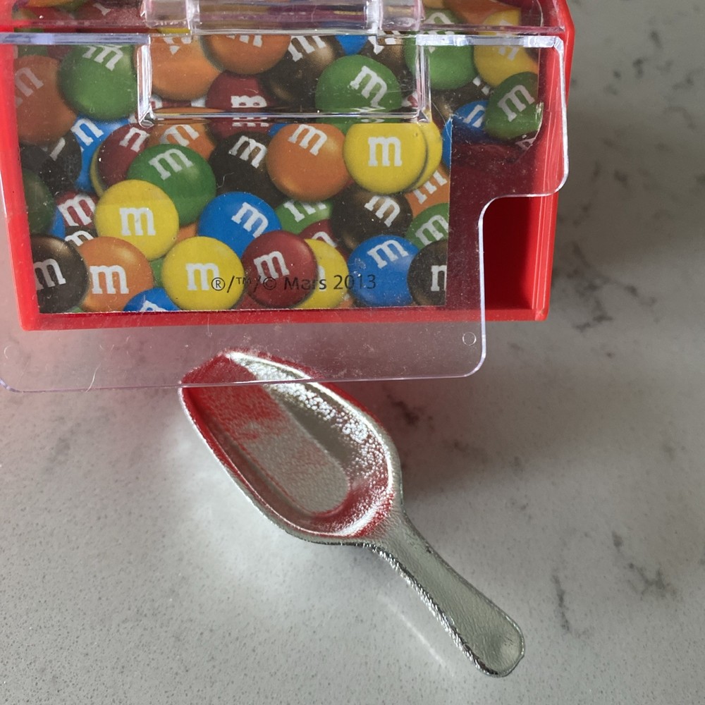 M&M's Candy Dispenser With Scoop