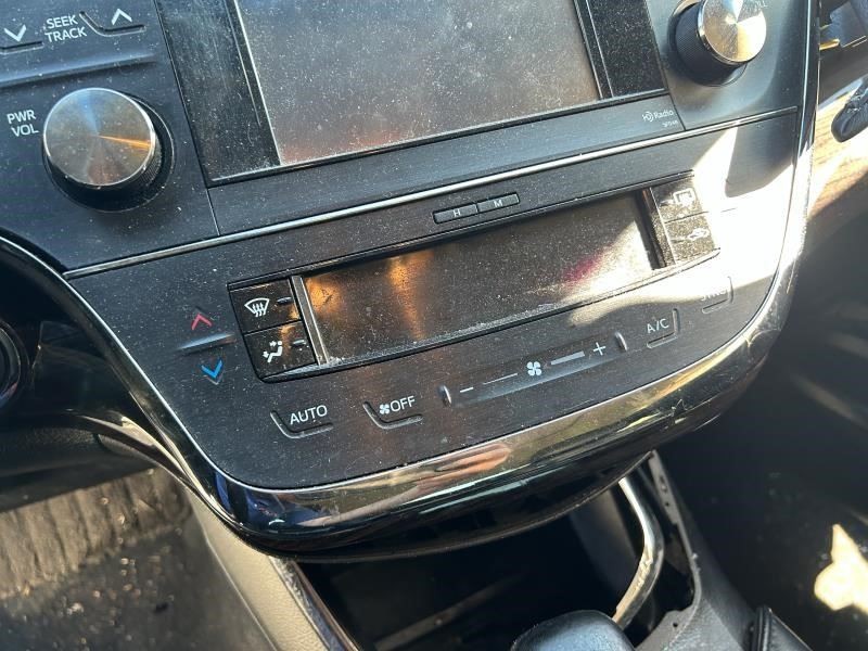 AVALON 2013 High Mounted Stop Light 104567048