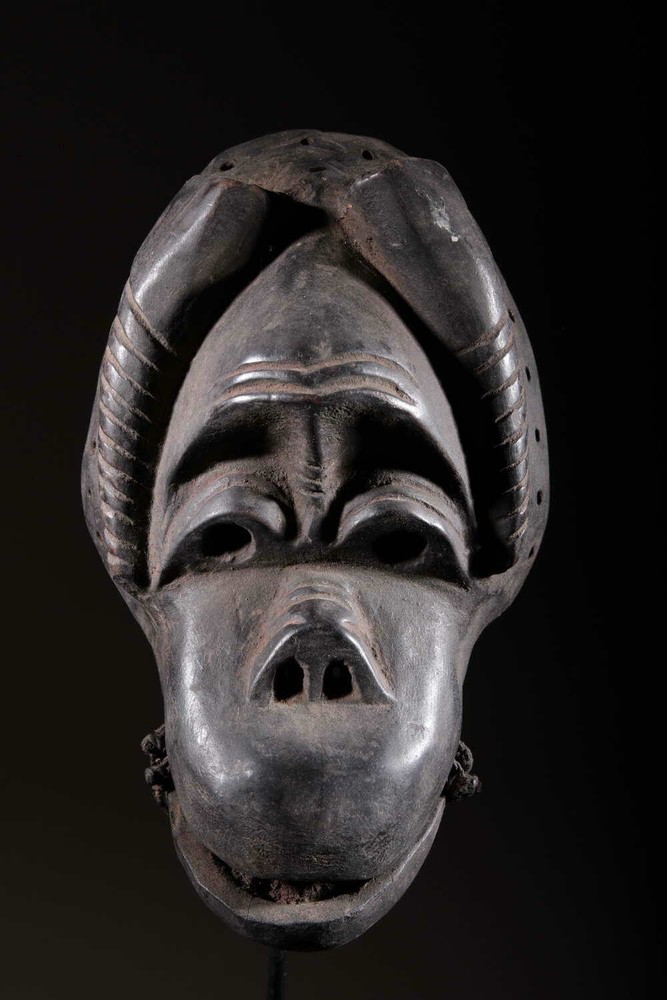 African Art Dan Bassa Mask 1476
