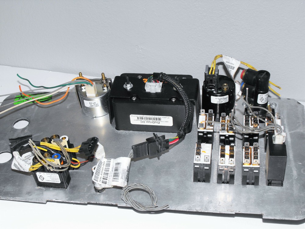 2006 Freightliner Columbia Century Switch Dash Panel