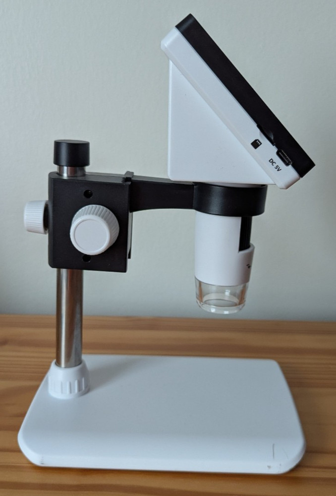 4.3" Digital Microscope With Built in Light, 1000X Magnification, PC Compatible