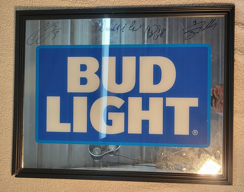 BUD LIGHT BAR  MIRROR 34X26