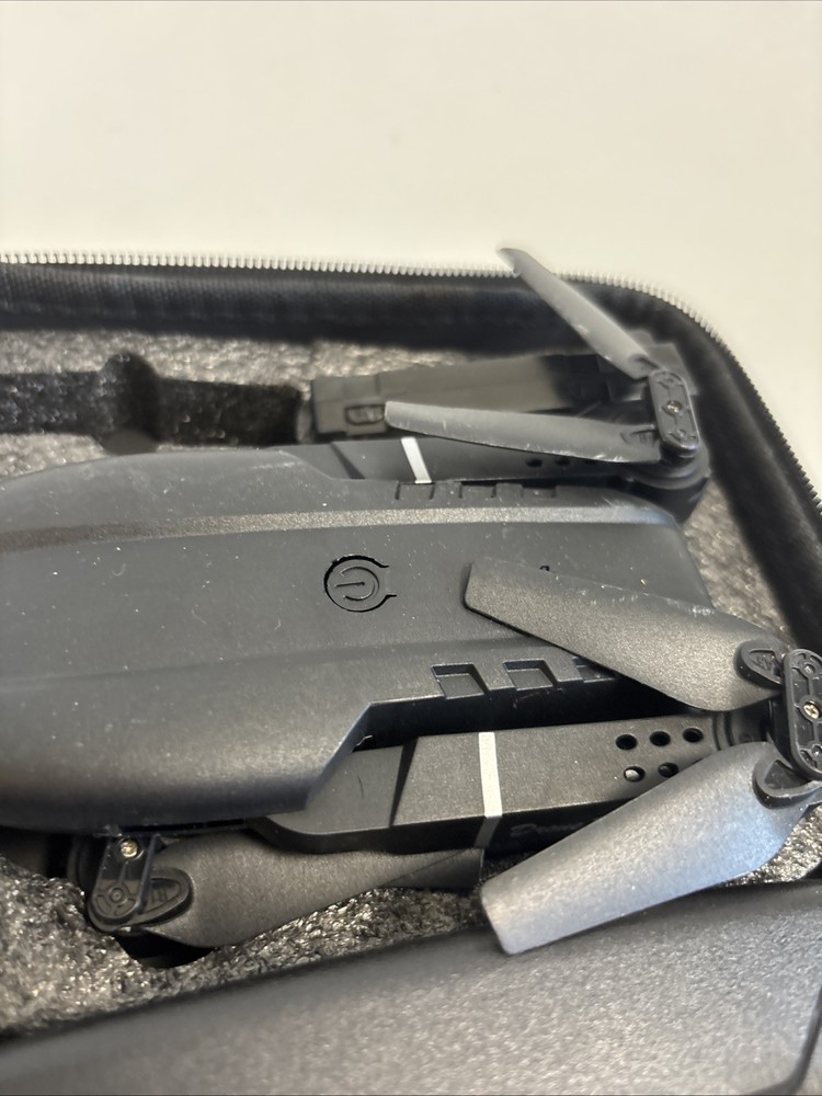 E88 Pro Drone Folding Drone In Case With Instructions