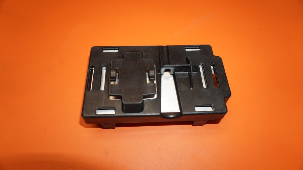 AUDI A5 HEADLIGHT STARTER CONTROL MODULE BALLAST 2009 2010 2011 2012 84392242