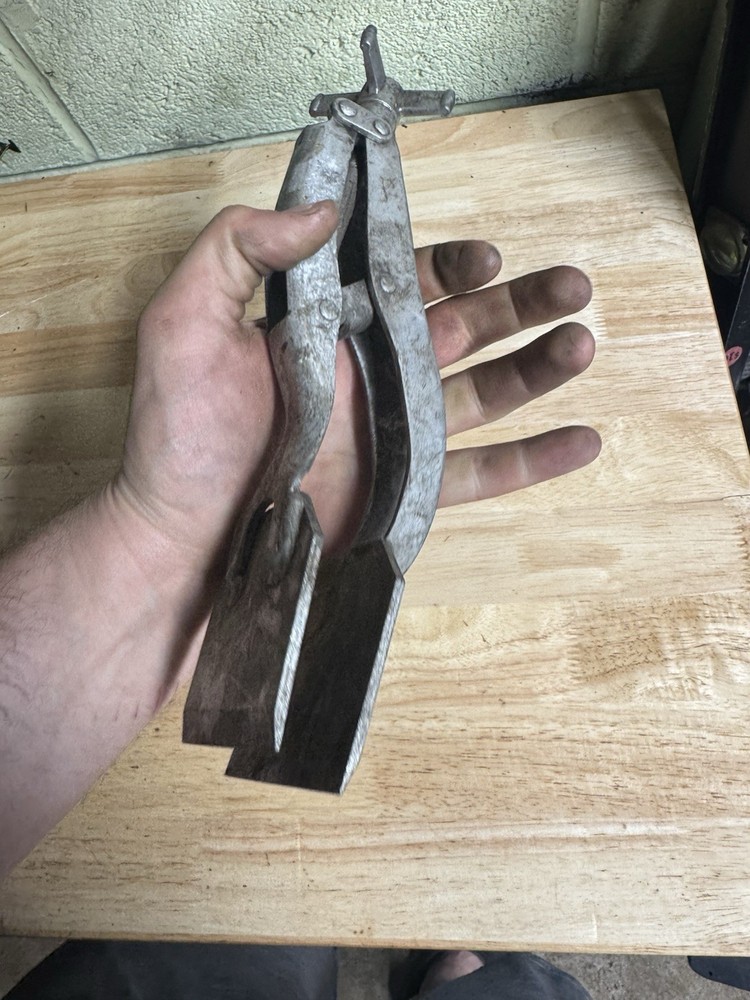 Vintage MAC Tools USA CF-48 Disc Brake Compression Tool