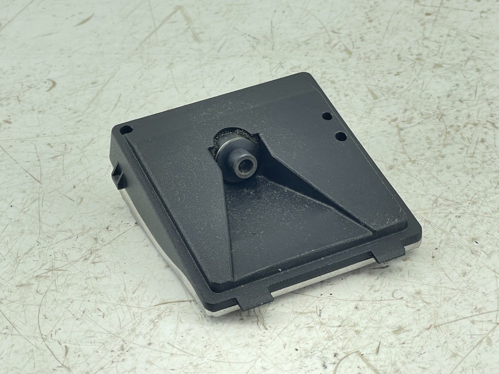 16-19 BUICK CASCADA Front View Camera 42399435 OEM