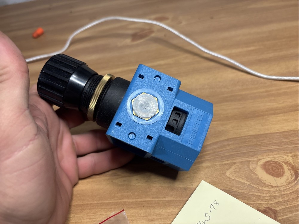 1PC FESTO LR-1/4 -s-78 pressure reducing valve