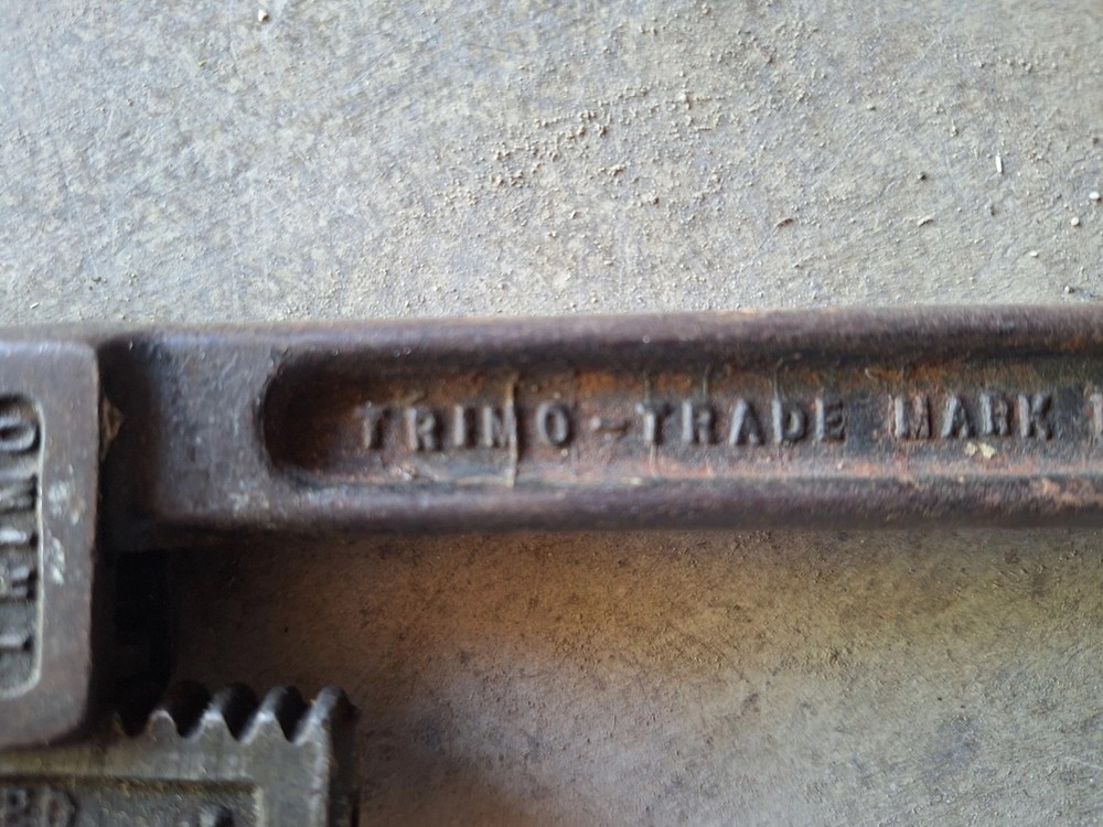 Vintage Trimo #10 quick release pipe wrench