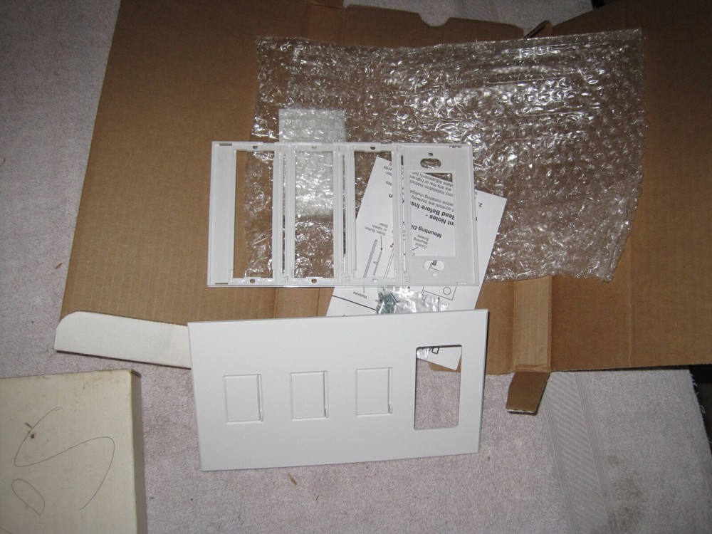 LUTRON NOVA T NT-OOOR3-FB-WH