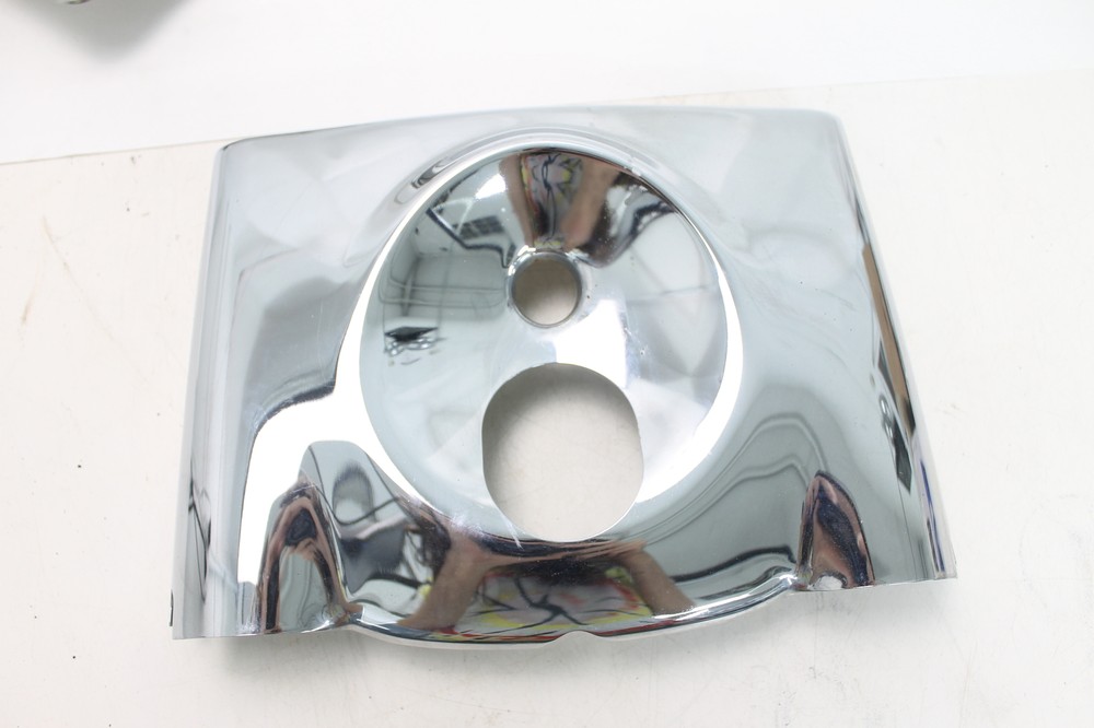 Harley Softail Deluxe FLSTN 2010 Fork Headlight Trim Covers