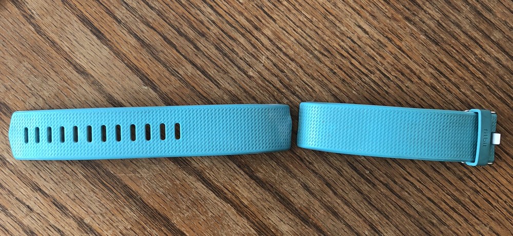 Authentic Fitbit Silicone Replacement Watch Charge 2 Box & Band Aqua Green Blue