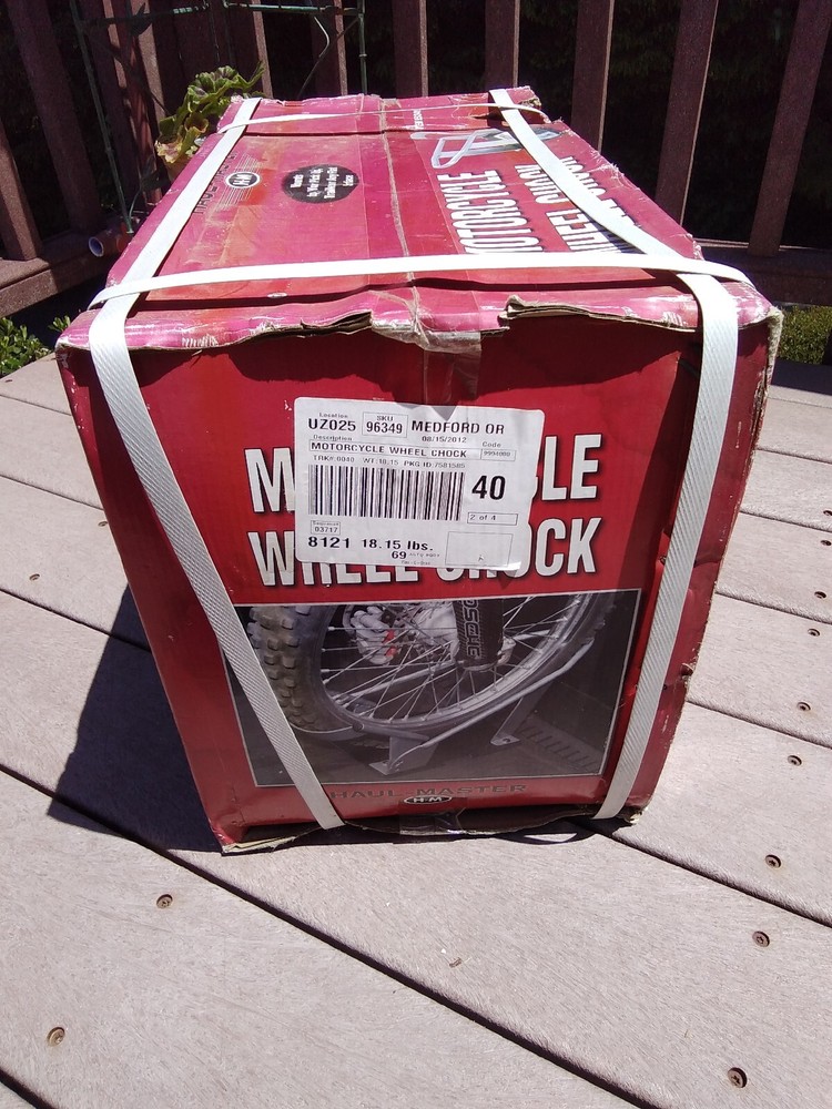 Motorcycle Wheel Chock Stands Mount To Any Flat Surface - New Haul Master