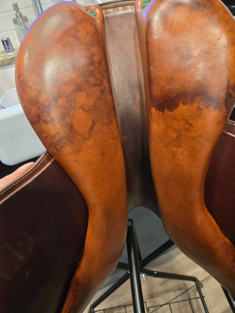 Devoucoux Oreka size 17 saddle