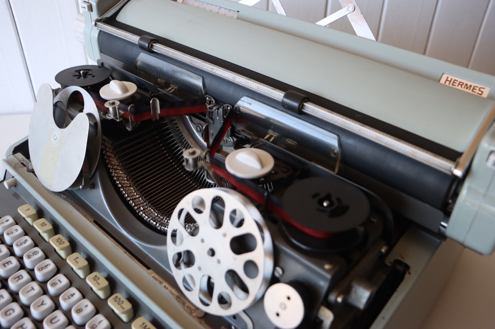 Hermes Ambassador Electric Typewriter