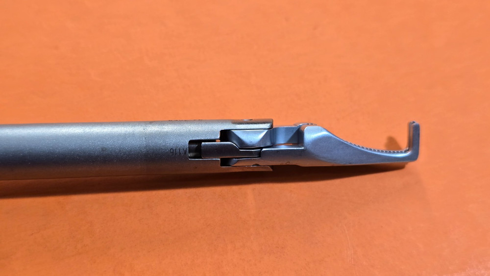 SSI Ultra 94-1068 Laparoscopic Grasping Forceps 10mmx36cm Right Angle