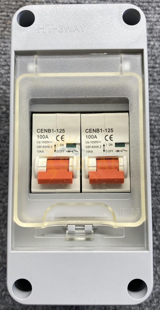 Solar 2 String Combiner Battery Disconnect 1000V 100A with Breakers Rainproof