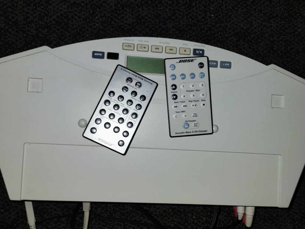 Bose Acoustic Wave II Multi-Disc Changer Accessory CD Music System White Tested