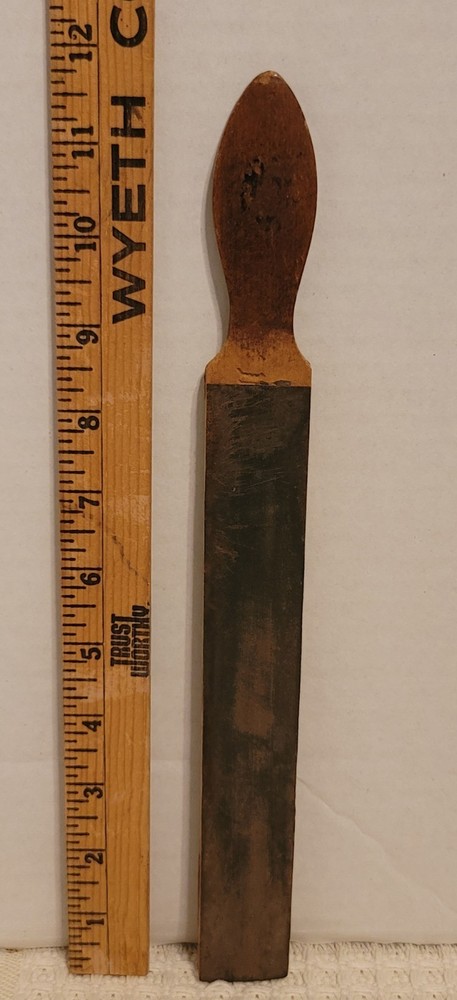 ANTIQUE COLUMBIAN "METALLIC STRAP" RAZOR STROP