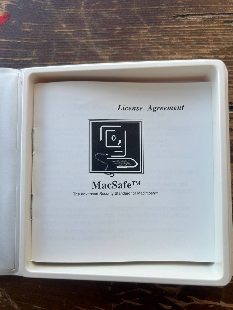 MacSafe Macintosh Security Software 3.5” Floppy Disk w/ Case & Manual