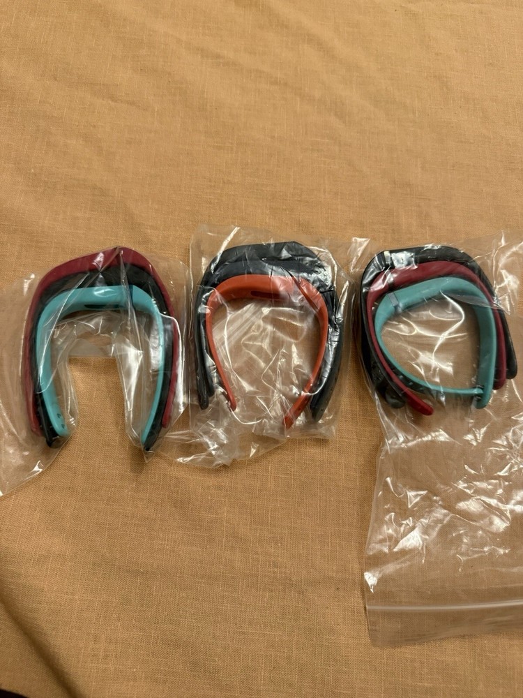 Fitbit FB401 Flex Wireless Activity and Sleep Tracker Small Wristband - 11 Bands