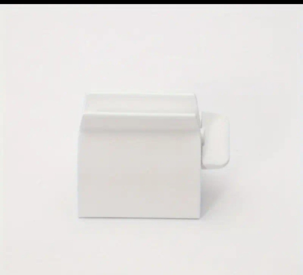 Rolling Toothpaste Squeezer