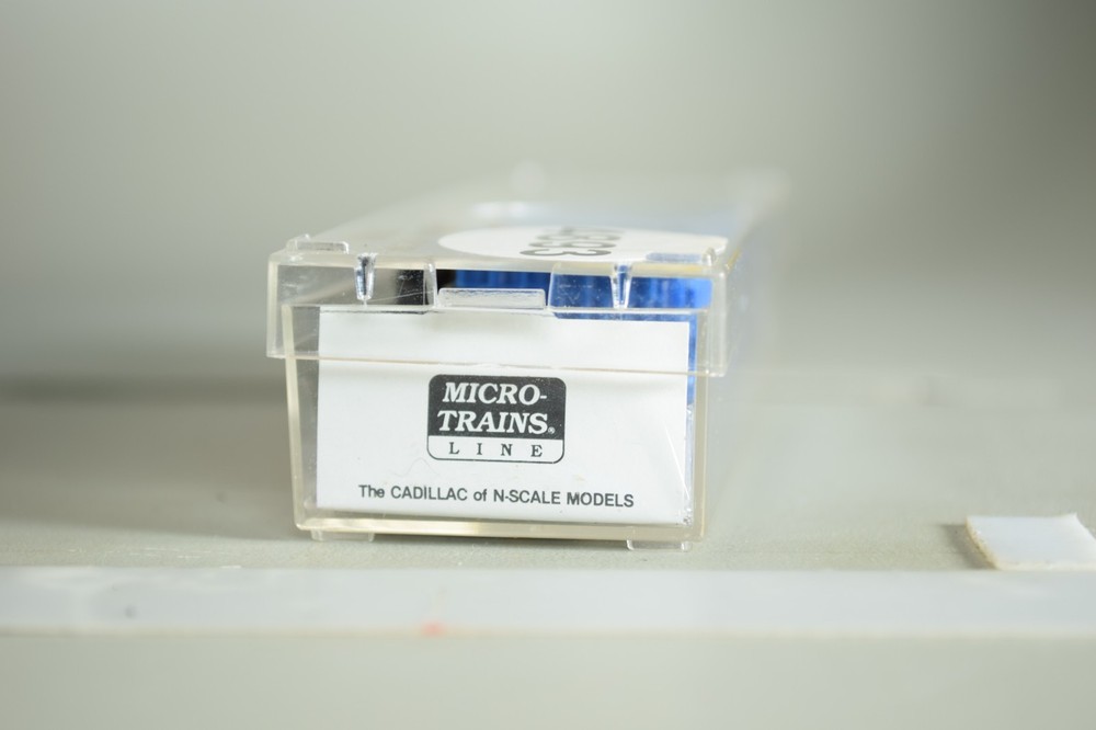 4893 Micro Trains 40' BOX car UN DEC UN PAINTED